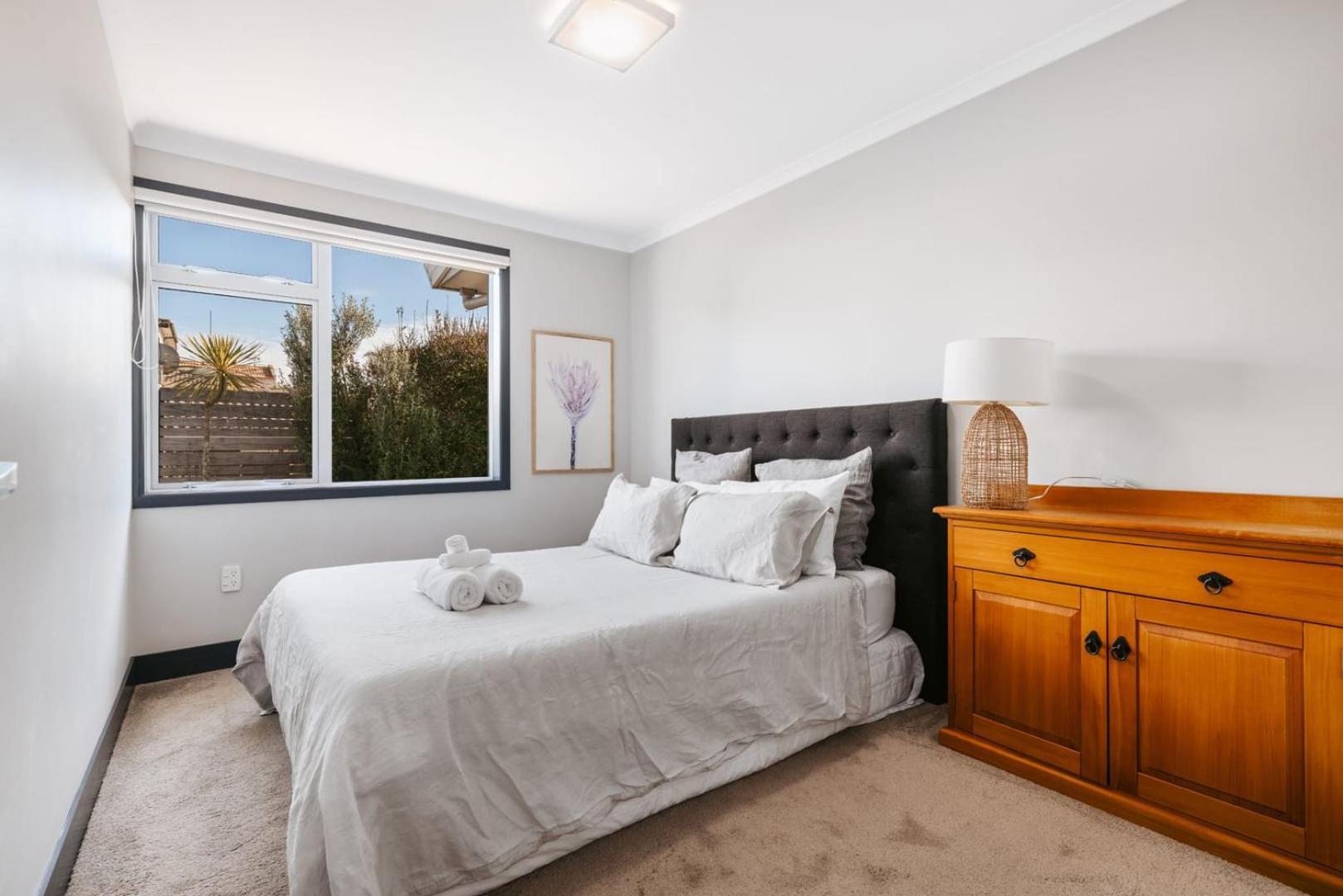 Seaside Beach Retreat - Outdoor Living Βίλα Mount Maunganui Εξωτερικό φωτογραφία