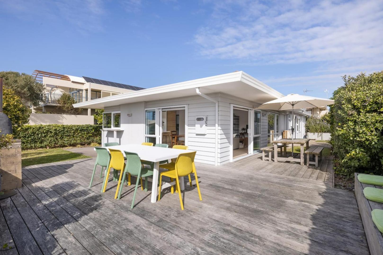 Seaside Beach Retreat - Outdoor Living Βίλα Mount Maunganui Εξωτερικό φωτογραφία
